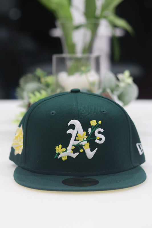 Oakland Athletics New Era Light Yellow Under Visor 59FIFTY Fitted Hat - Pink